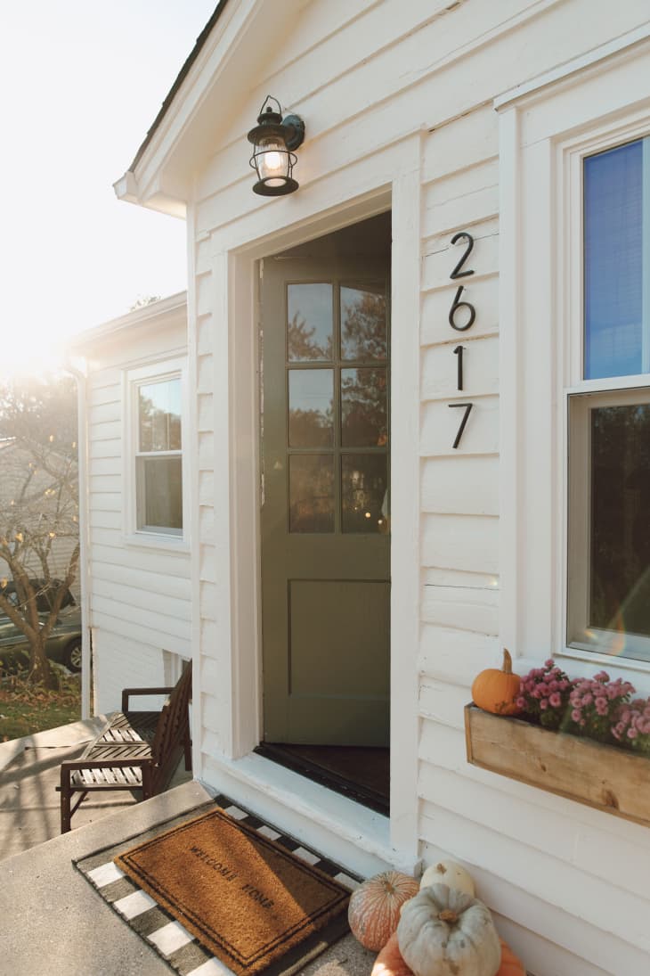 A Knoxville Couple Bought Their House Off Craigslist for the Dog Door